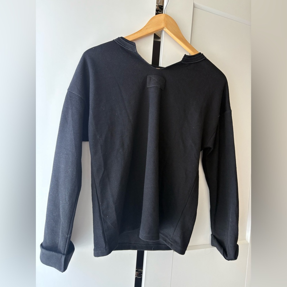 NWT Merokeety Creneck Black Long Sleeve Easy Top
